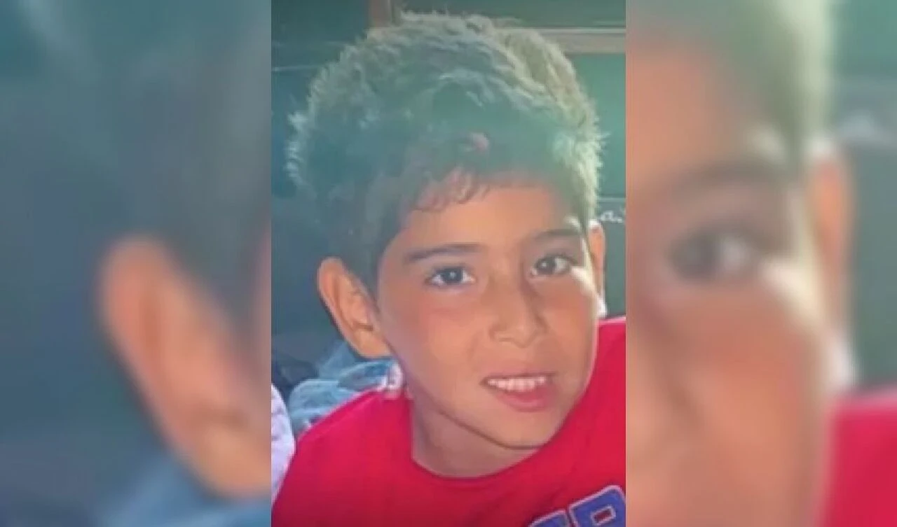 Annesi ve sevgilisi tarafından duvara zımbalandı! 6 yaşındaki çocuk havalı tüfekle canice katledildi