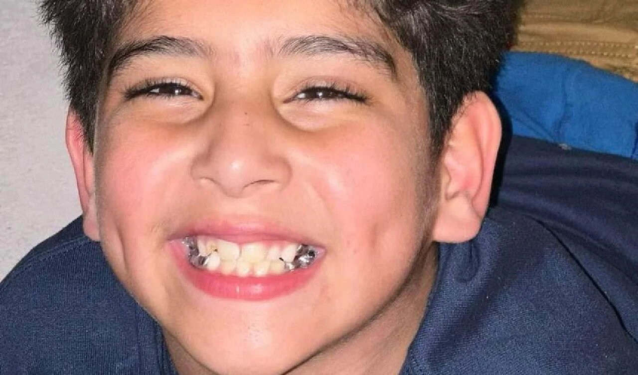 Annesi ve sevgilisi tarafından duvara zımbalandı! 6 yaşındaki çocuk havalı tüfekle canice katledildi