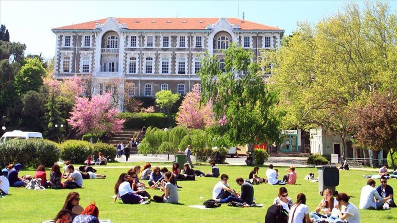 Boğaziçi Üniversitesi 3 alanda Türkiye birincilerinin tercihi oldu