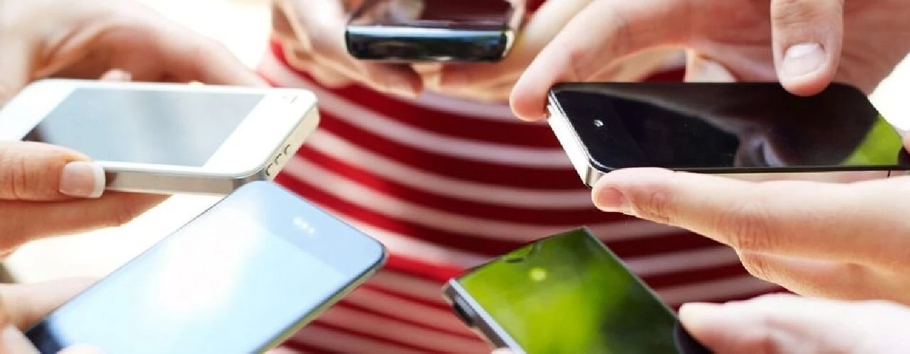 Eski telefonunuzu sakın süper atmayın! Çekmecenizdeki telefonu değerlendirmenin yolları - 1. Resim