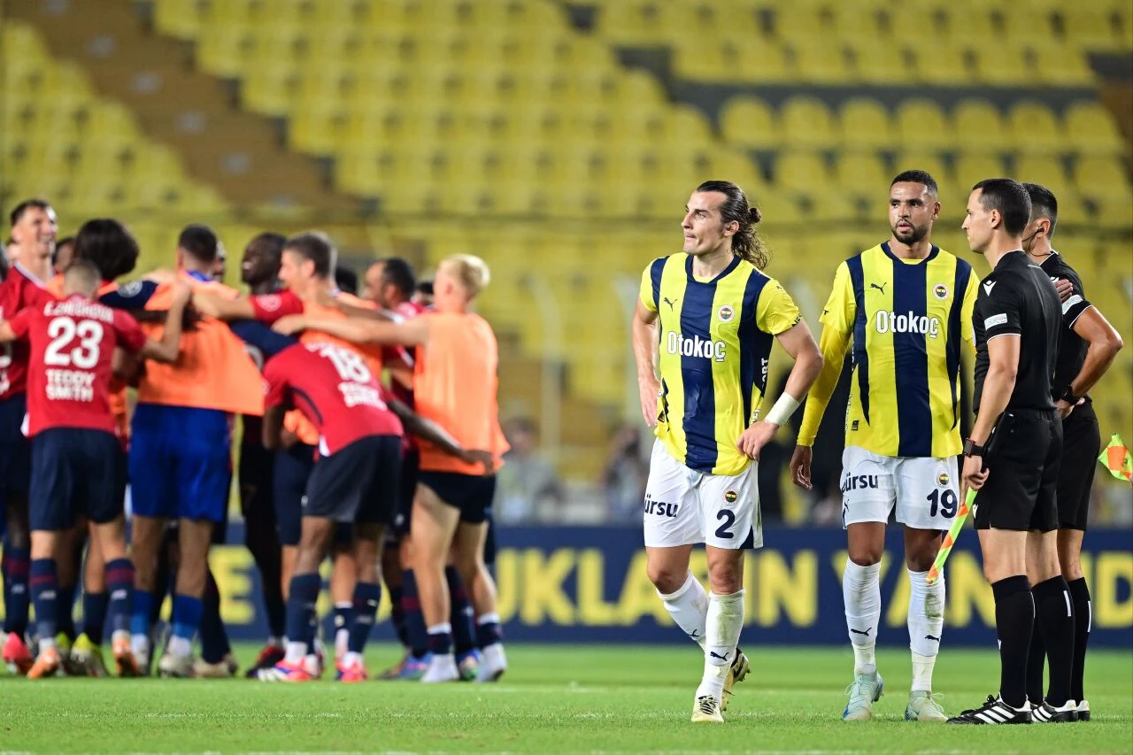 Fenerbahçe elendi, Acun Ilıcalı'ya sert eleştiri geldi: Survivor'dan başka kadro kurmuş mu? - 1. Resim