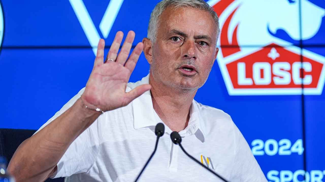 Fenerbahçe&#039;de Mourinho, Lille maçı sonrası hakeme isyan etti, Avrupa Ligi&#039;ni işaret etti