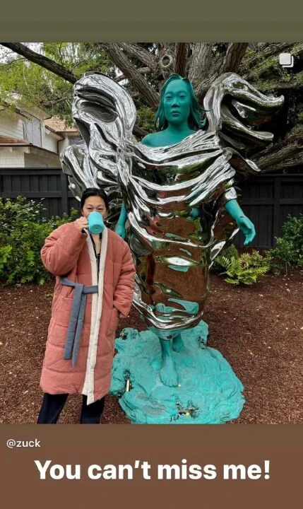 Meta CEO'su Mark Zuckerberg, eşi Priscilla Chan'in heykelini yaptırdı - 1. Resim