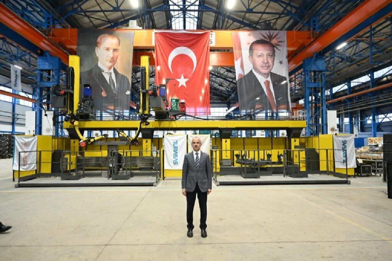 ALTAY Tankı yerli vagonlarla taşınacak! Bakan Uraloğlu 2025 yılında teslim edileceğini açıkladı - 1. Resim