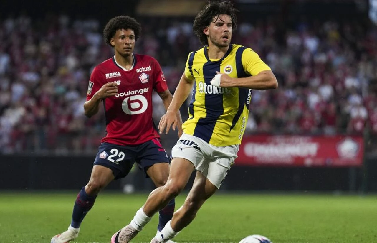 Ferdi Kadıoğlu İngiltere'ye transfer oluyor! Brighton şartları kabul etti: Gözler Fenerbahçe'ye çevrildi