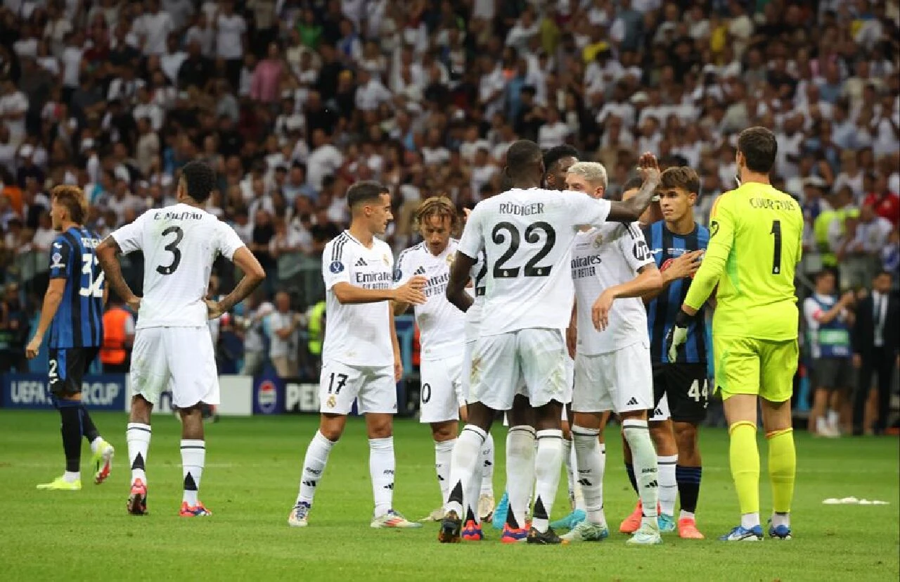 Koleksiyona bir kupa daha! UEFA Süper Kupa şampiyonu Real Madrid oldu 