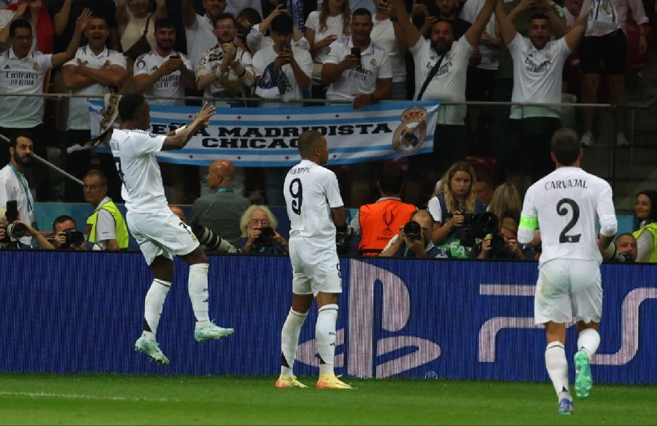 Koleksiyona bir kupa daha! UEFA Süper Kupa şampiyonu Real Madrid oldu 