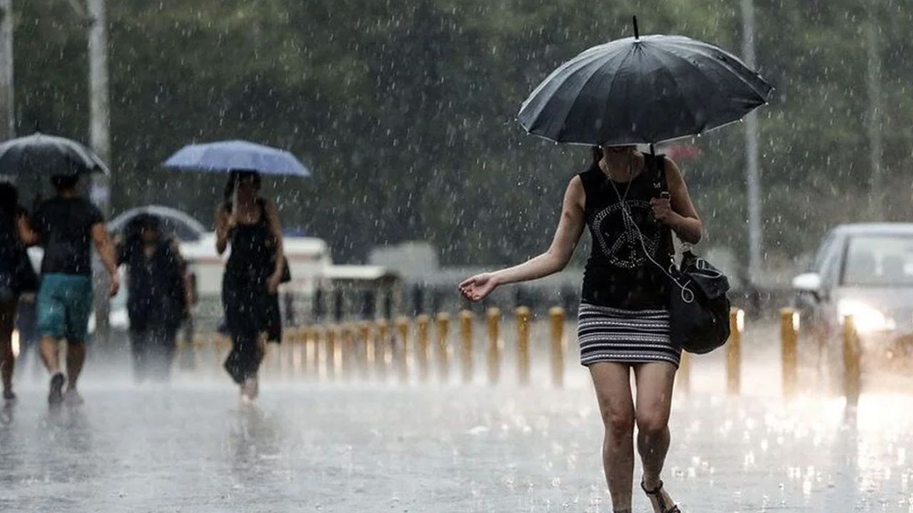 Meteoroloji&#039;den kuvvetli rüzgar ve sağanak uyarısı! Saat verildi: Şiddetli geliyor!