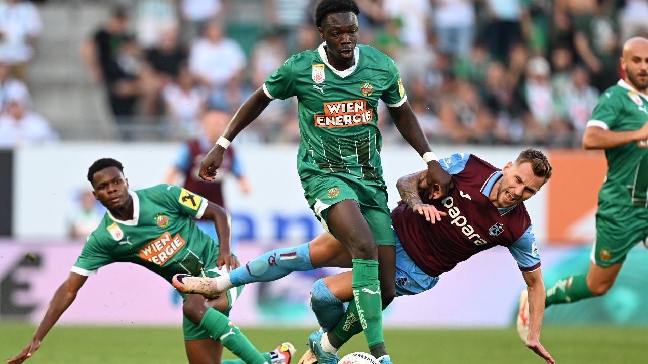 Trabzonspor, Rapid Wien&#039;e 2-0 kaybederek Avrupa Ligi&#039;ne veda etti!