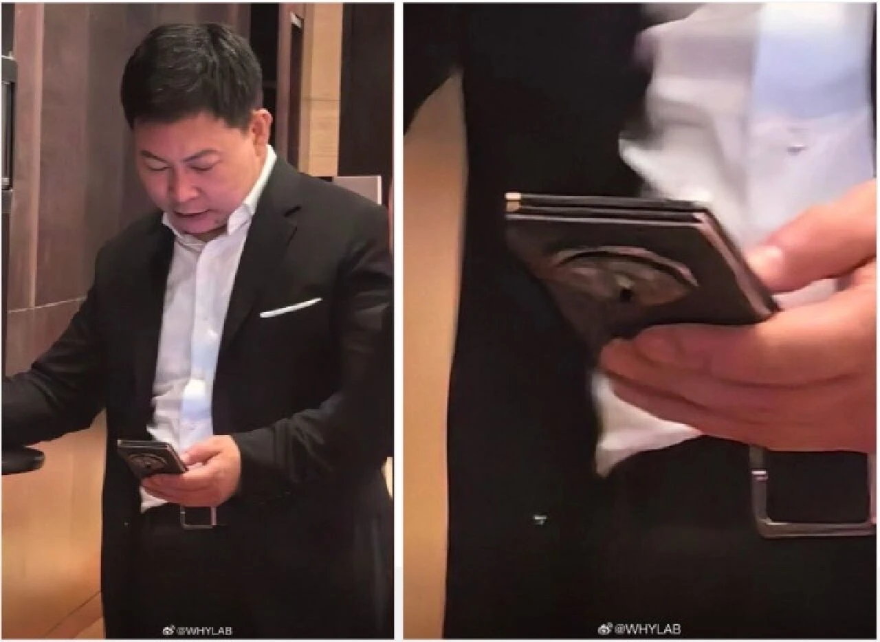 Dünyanın en garip telefonu! Pazarda bir ilk: İki değil tam üç kez katlanabiliyor