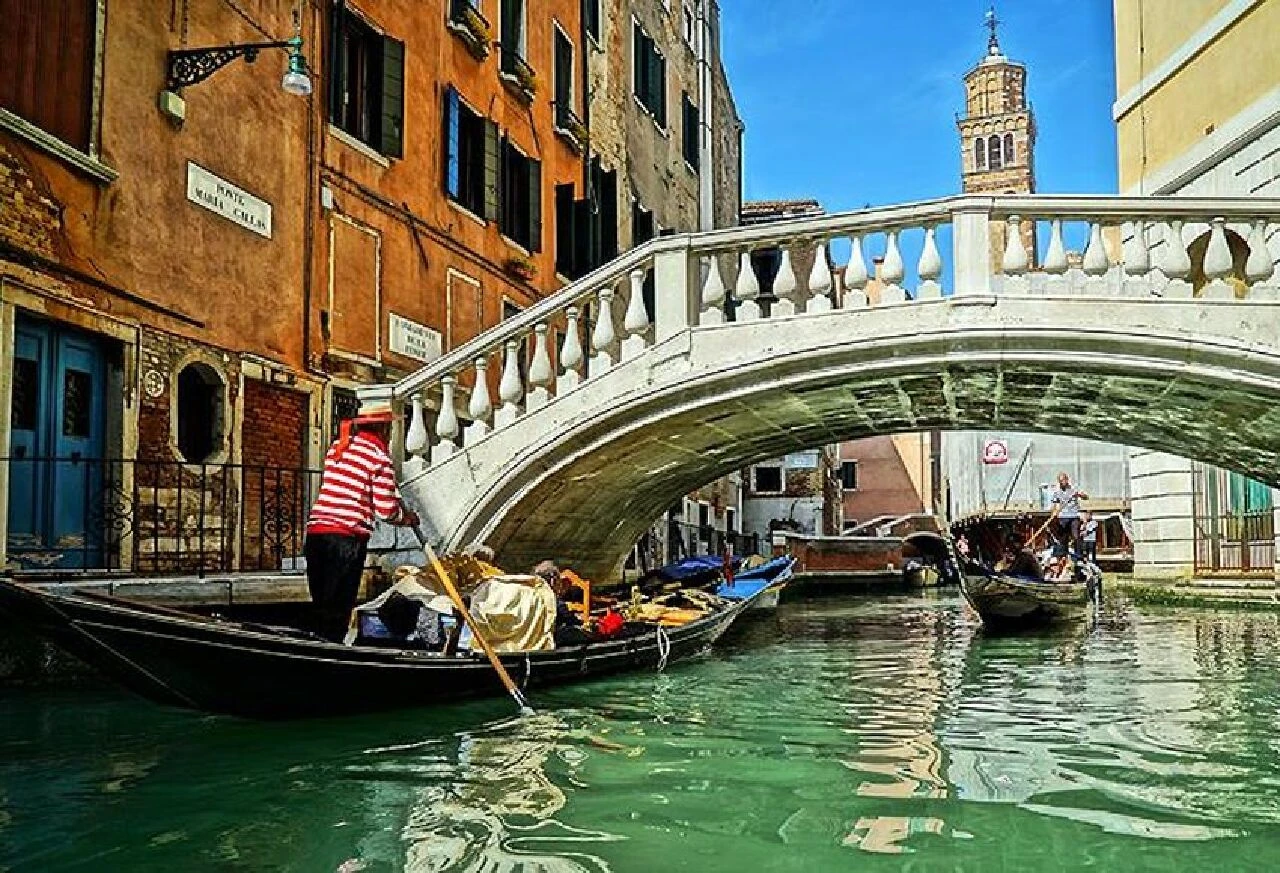 İtalya ilan açtı: Venedik'te gondolcu aranıyor! Yıllık kazancı 5,5 milyon TL'den fazla