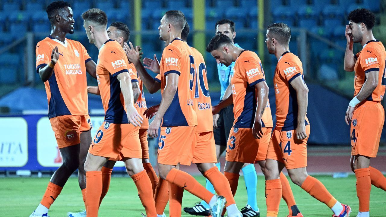 UEFA Konferans Ligi Play-off turunda Başakşehir'in rakibi ST Patrick's Athletic oldu! Karşılaşmanın ne zaman oynanacağı açıklandı