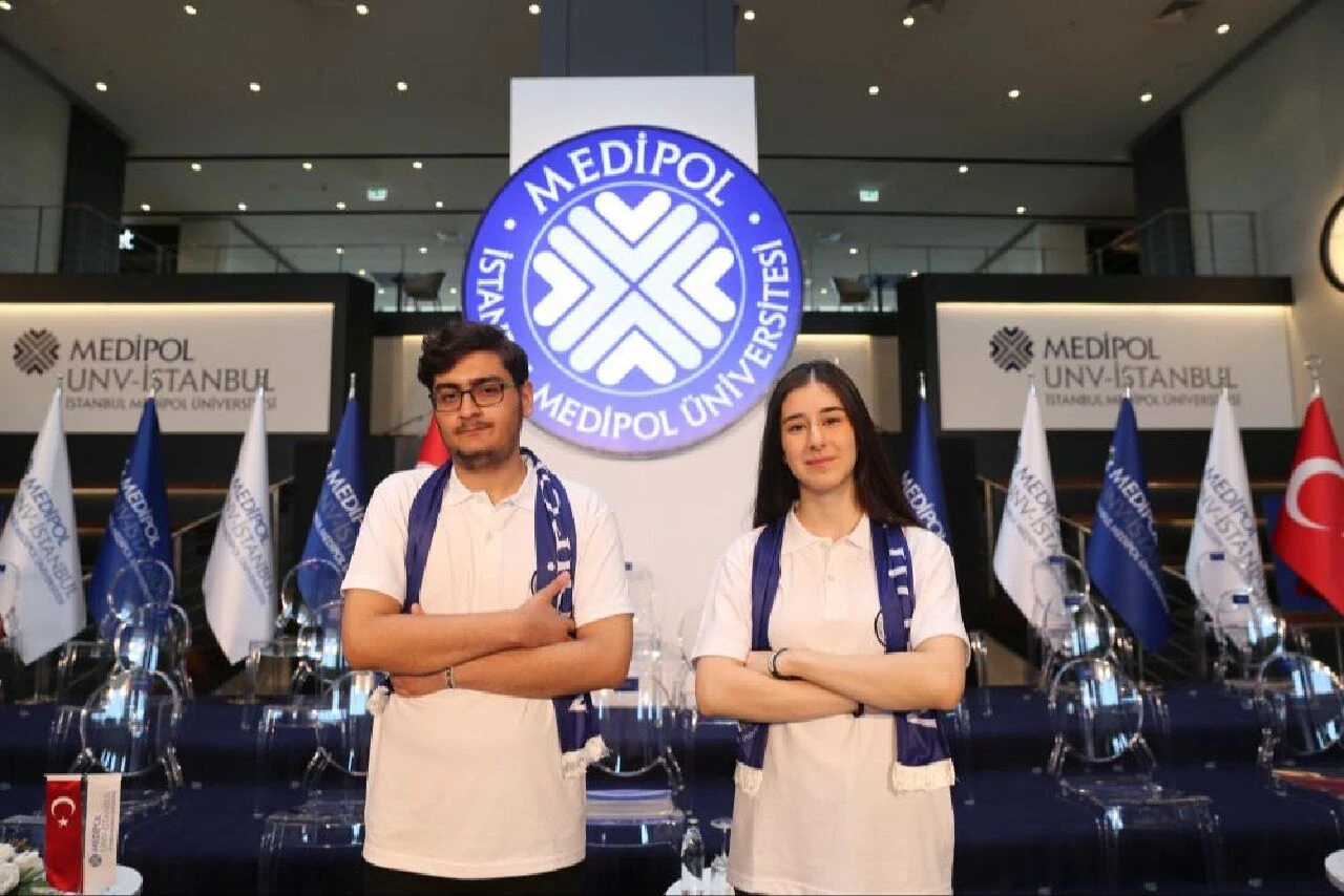 YKS şampiyonları 9.kez Medipol’ü tercih etti - 1. Resim