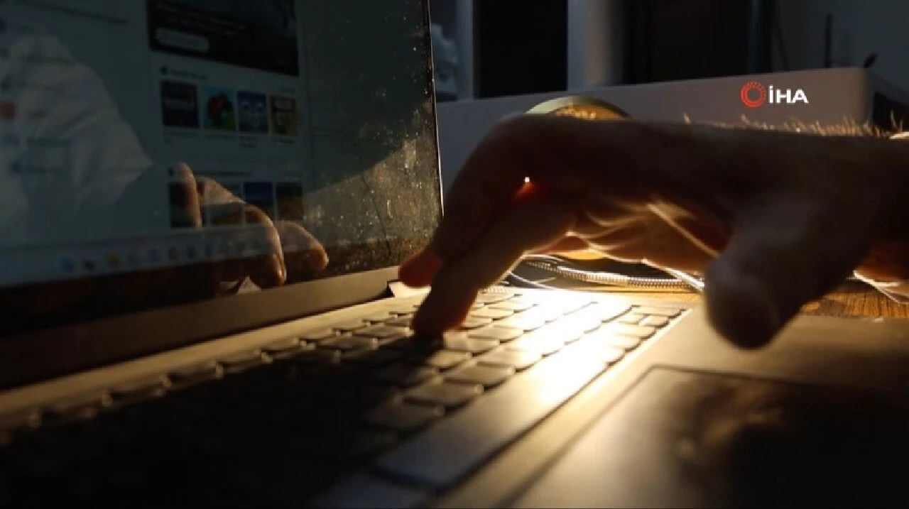 Einstein'ın 119 yıllık teorisini ispatlamıştı! Türk profesör yüzyılın teknolojisini yaptı: Güneşsiz tarım başlıyor