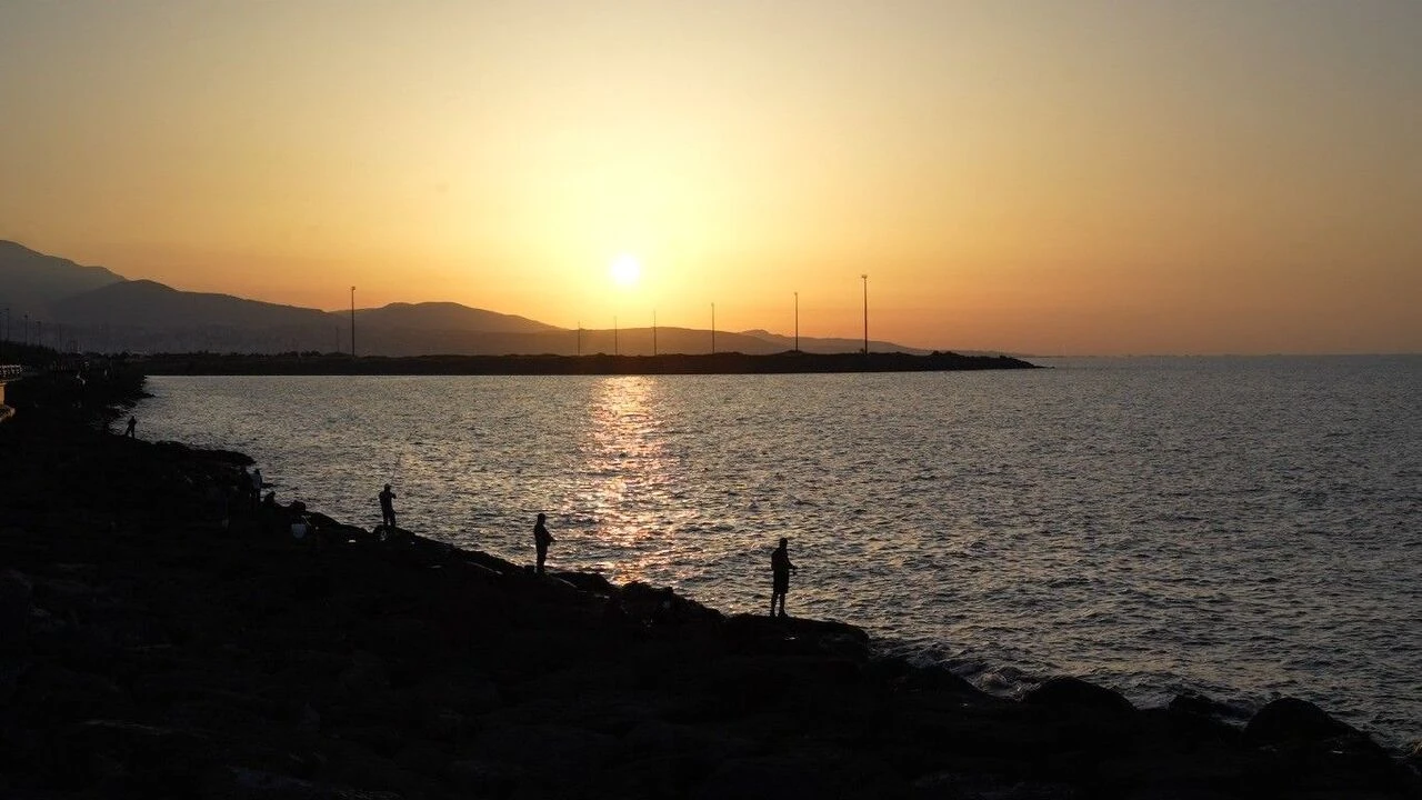 Valilik uyardı! Sıcaklıklar artıyor! 11.00 ile 16.00 saatleri arasına dikkat - 2. Resim