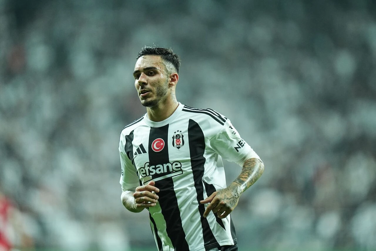 Beşiktaş Trendyol Süper Lig maçında Antalyaspor'u 4-2'lik skorla mağlup ederek kazandı! - 3. Resim