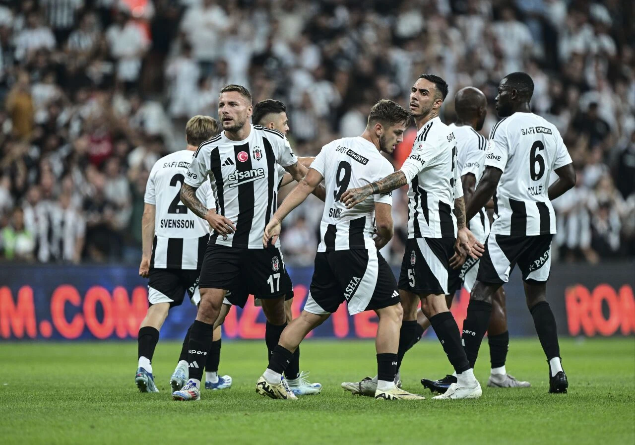 Beşiktaş Trendyol Süper Lig maçında Antalyaspor'u 4-2'lik skorla mağlup ederek kazandı! - 5. Resim