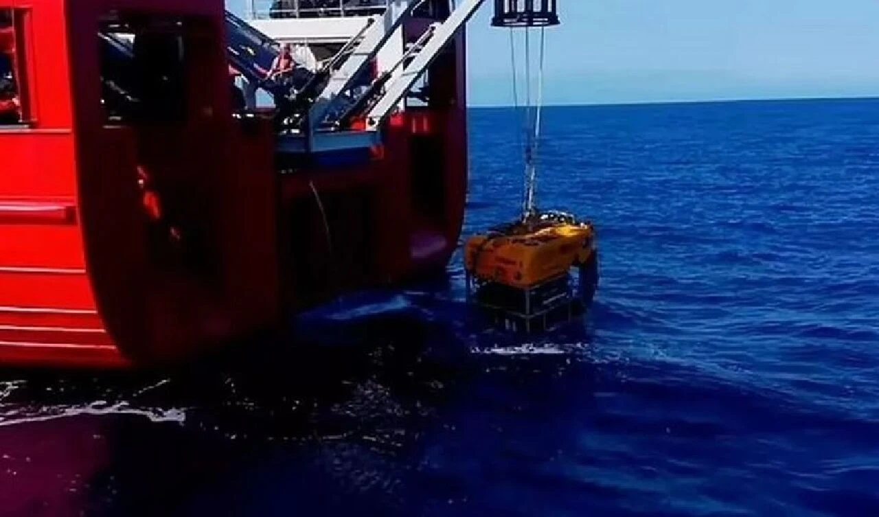 Bilim insanları turistik bir yerin yakınında keşif yapıyorlardı! Gerçek Atlantis'i buldular - 1. Resim