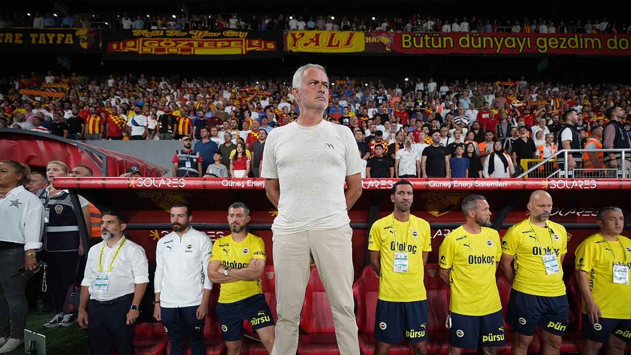 Fenerbahçe&#039;de Mourinho maç sonu sert konuştu: Sakatlık taklidi yapmaları gerekiyor