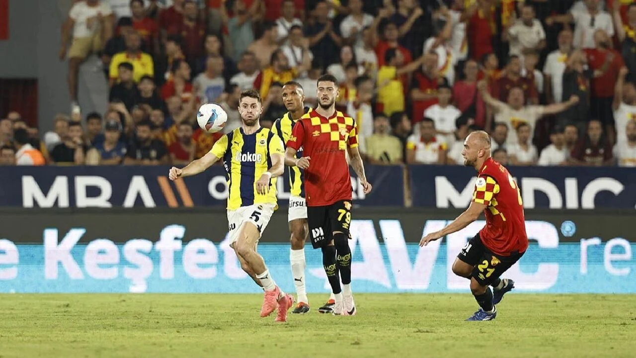 Göztepe’den Fenerbahçe maçında yaşanan olaylarla ilgili ilk açıklama! “Göztepe’nin hakkını koruyacağız…” - 6. Resim