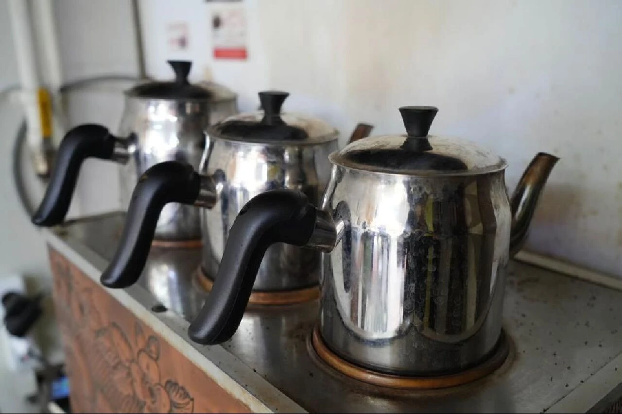 Çaycılar evde demlenen çaydaki en büyük yanlışı açıkladı!