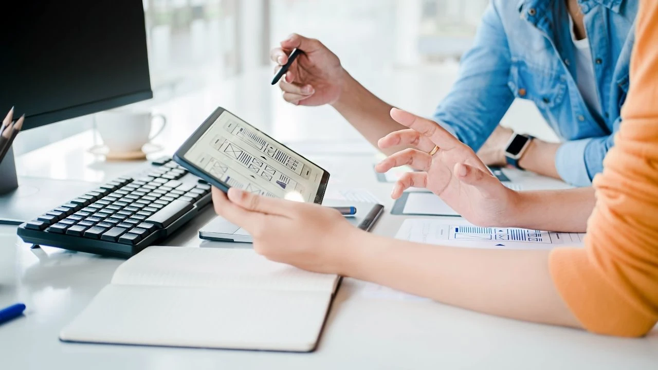 Haziran ayında haftalık çalışma saatlerinin 40 saate düşeceği iddia edildi - 1. Resim