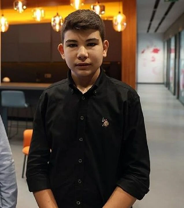 Kim Milyoner Olmak İster yarışmasına katılan Mehmet Ensar Çalışan 15 yaşında şirket kurdu - 1. Resim