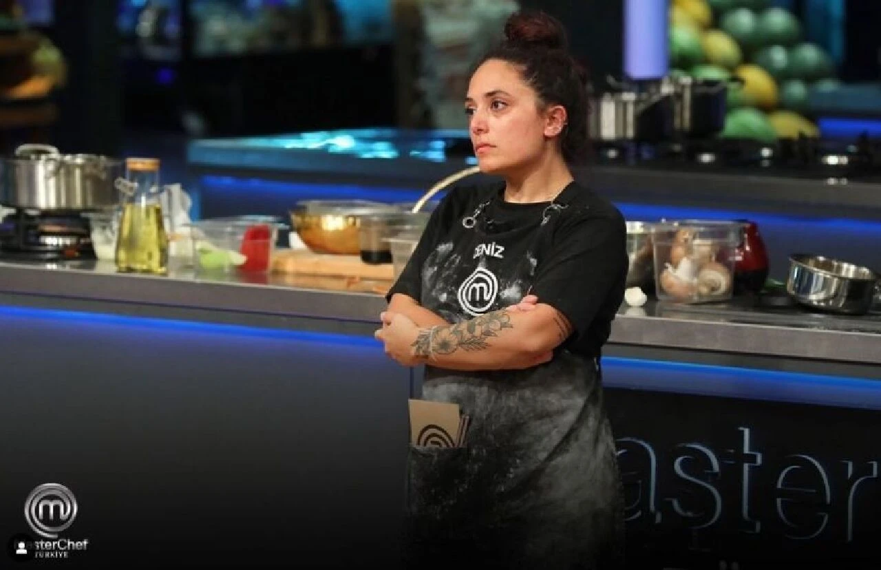 MasterChef'te elenen yarışmacı Deniz oldu! Fenalık geçirince bütün stüdyo yardımına koştu - 1. Resim