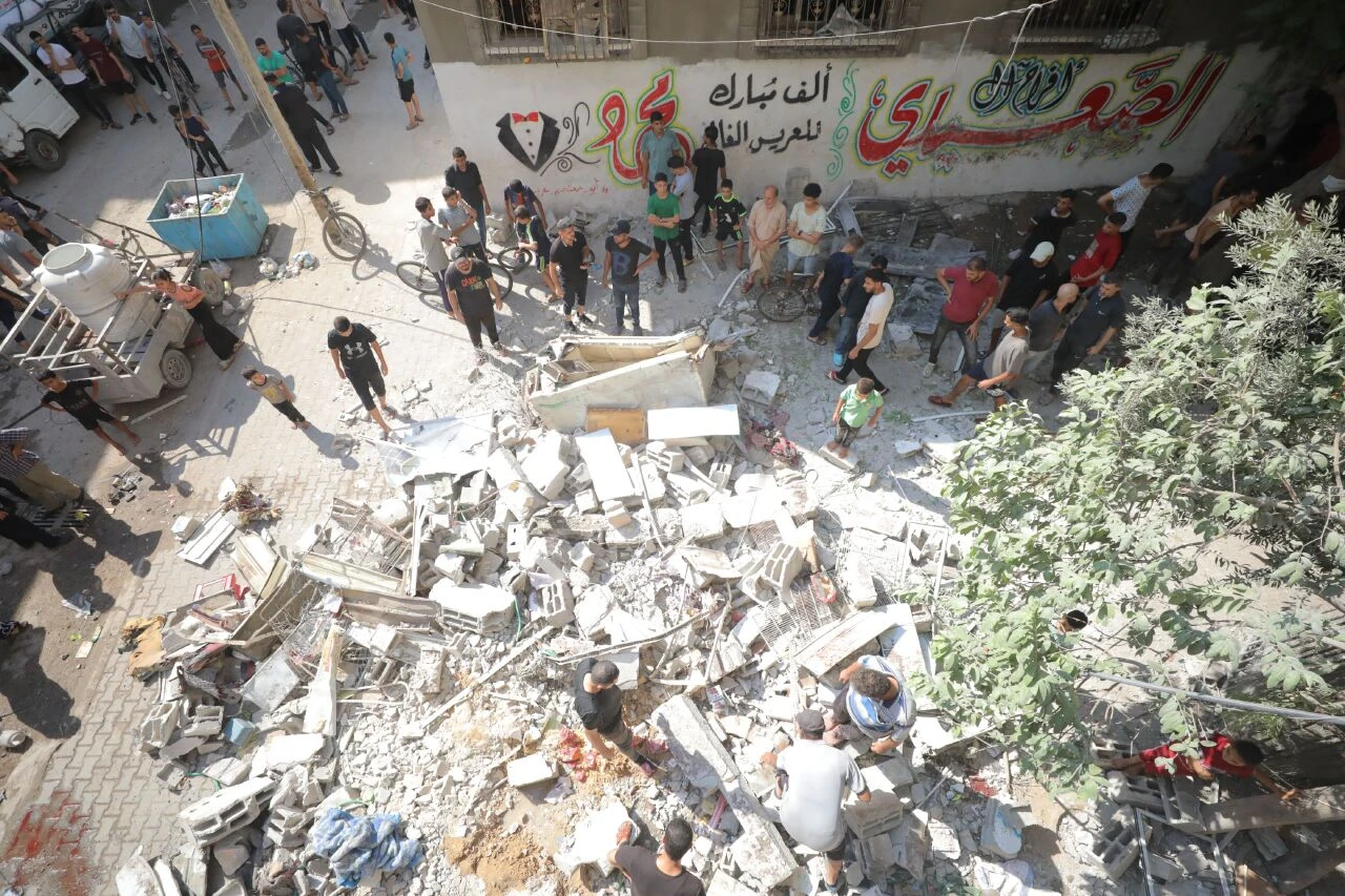 Netanyahu ateşkese taş koydu Gazze'de şiddeti artıracak! Savunmasız siviller İsrail vahşiliğiyle karşı karşıya - 2. Resim