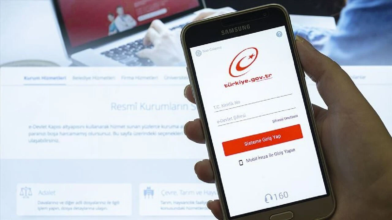 Öğrencilerin e-Kayıt yaptırdıktan sonra üniversiteye gitmelerine gerek kalmıyor - 2. Resim