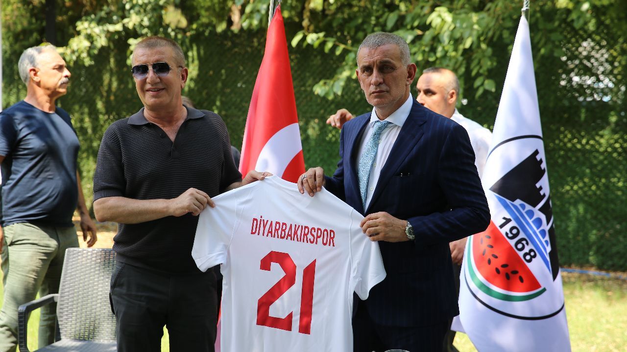 TFF Başkanı İbrahim Hacıosmanoğlu konuşma yaptı!