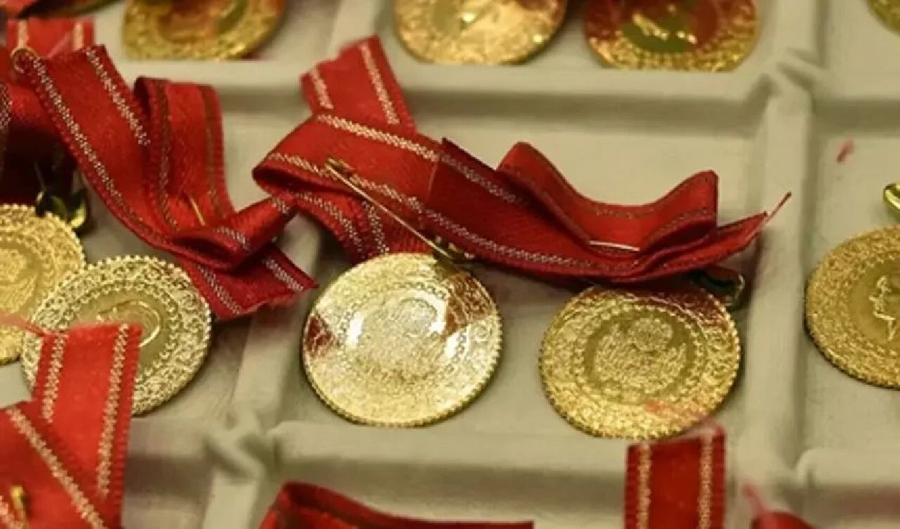 Bankada parası olanlar dikkat! TL mevduat faizleri için yanlış hesap: Uzman isim "Son vagondayız" diyerek uyardı