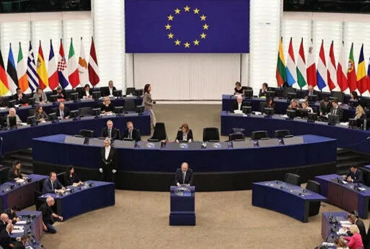 Çekya'dan Putin'i kızdıracak hamle! Rus paralarıyla Ukrayna'ya silah alacaklar! - 1. Resim