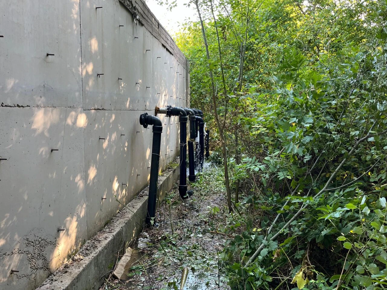 Suyun kaynağında susuz kaldılar! İsyan eden köylüler boruları kesti - 1. Resim