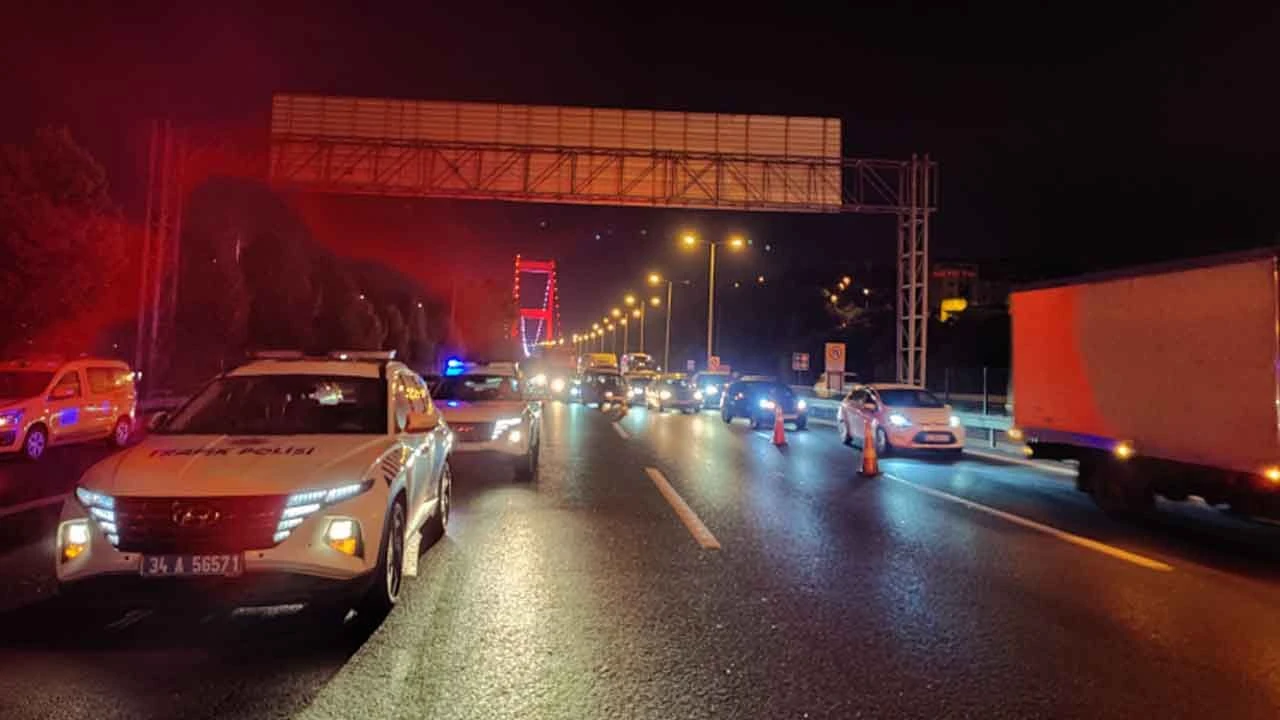 TEM Otoyolu'nda facia! Aracı arızalanınca bakmak için indi, canından oldu - 2. Resim