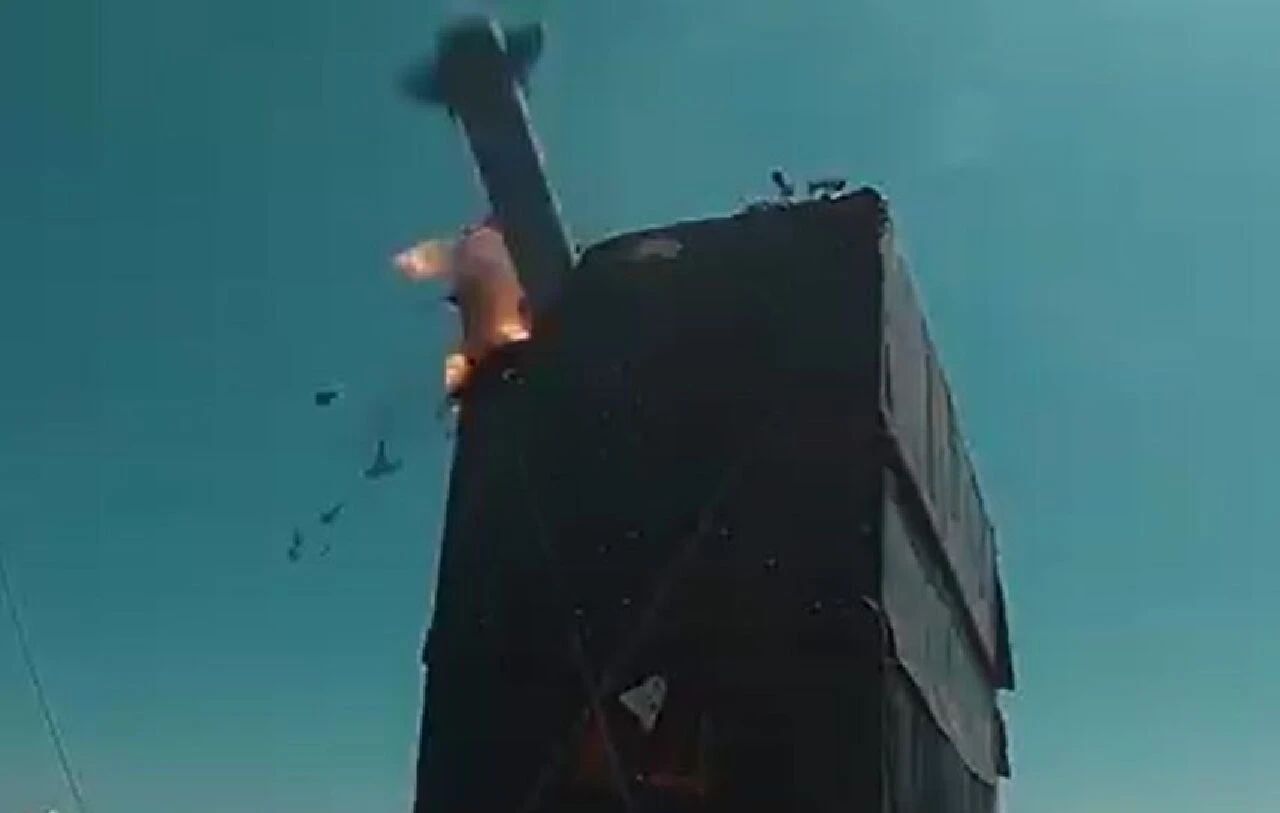 Yerli füze ATMACA rekor kırdı, Yunan basını sarsıldı - 2. Resim