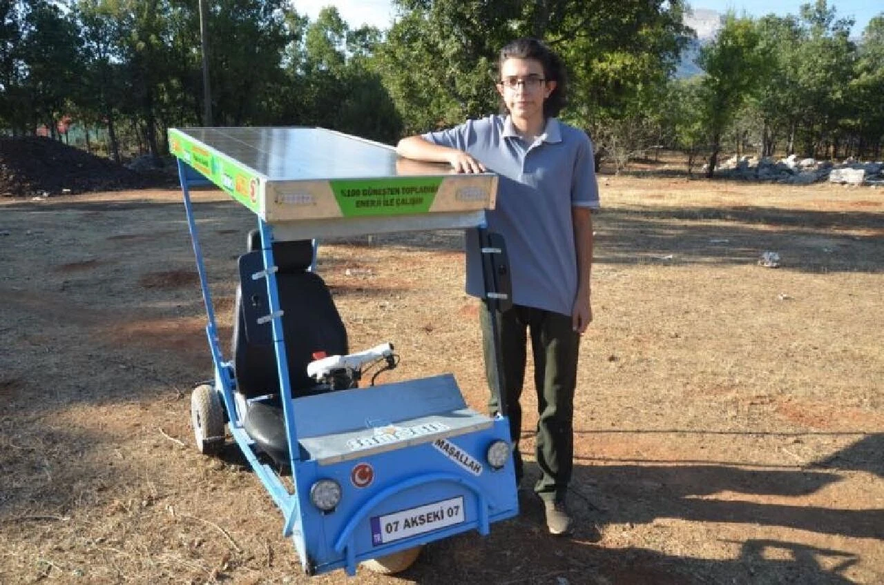 15 yaşındaki genç, yaz tatilinde çalışıp kazandığı parayla kendi elektrikli aracını tasarladı - 2. Resim