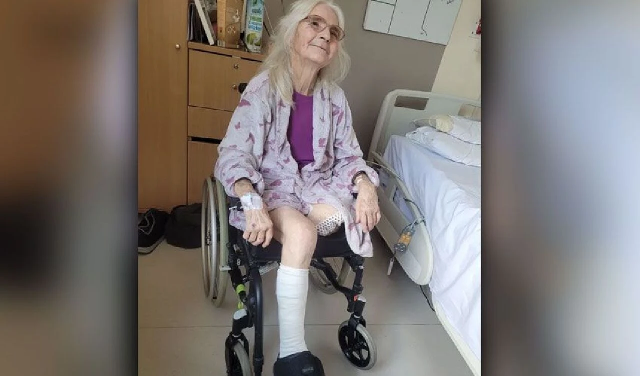 Böcek ısırığı hayatını mahvetti: İki bacağı da kesildi - 4. Resim