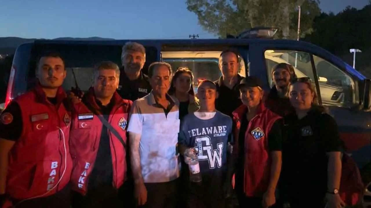 Down sendromlu çocuk ormanda kayboldu, saatler sonra 5 kilometre uzakta bulundu - 1. Resim