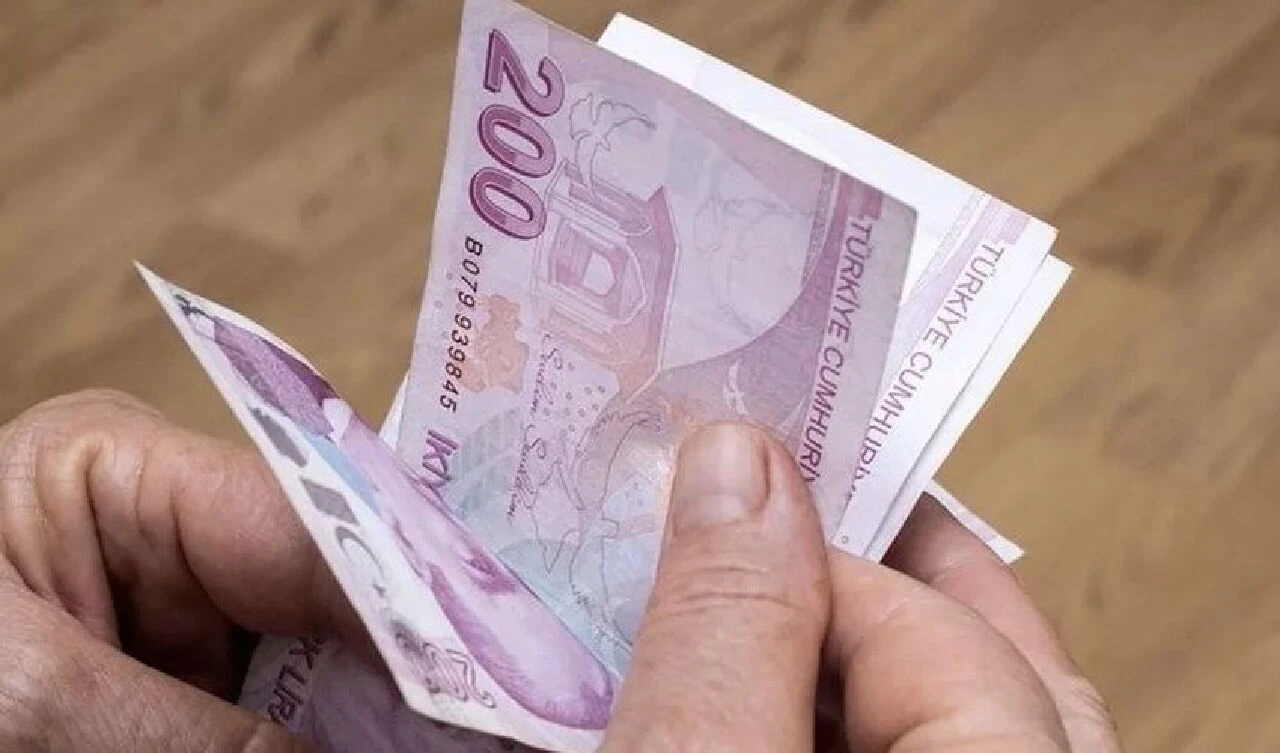 Emeklilik dilekçesi için kritik tarih! Bu tarihte emekli olmak daha avantajlı: Emekli maaşı direkt etkileniyor - 1. Resim