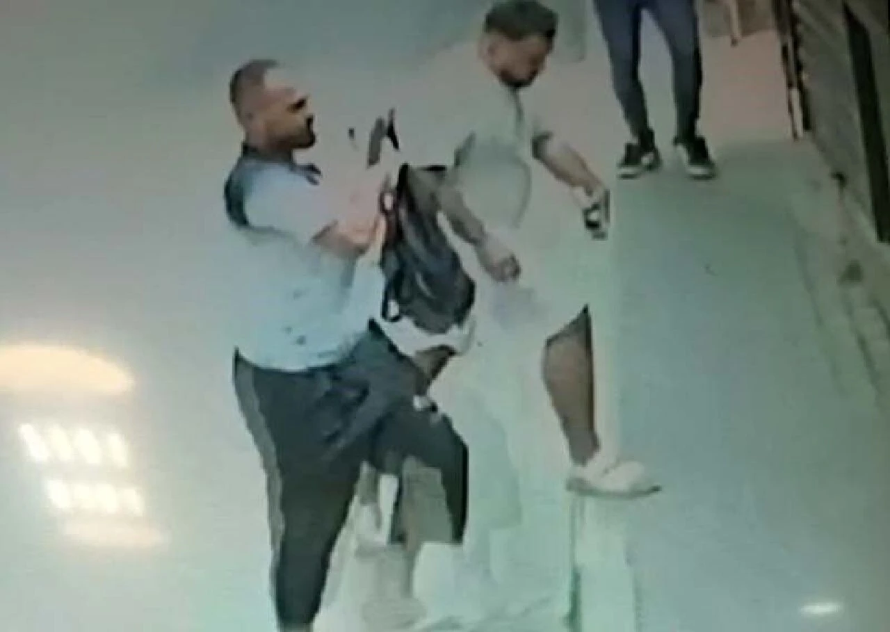 Kiralık araçla akılalmaz plan! Otomobili satamayınca elindeki para dolu çantayı alıp sırra kadem bastılar! - 1. Resim