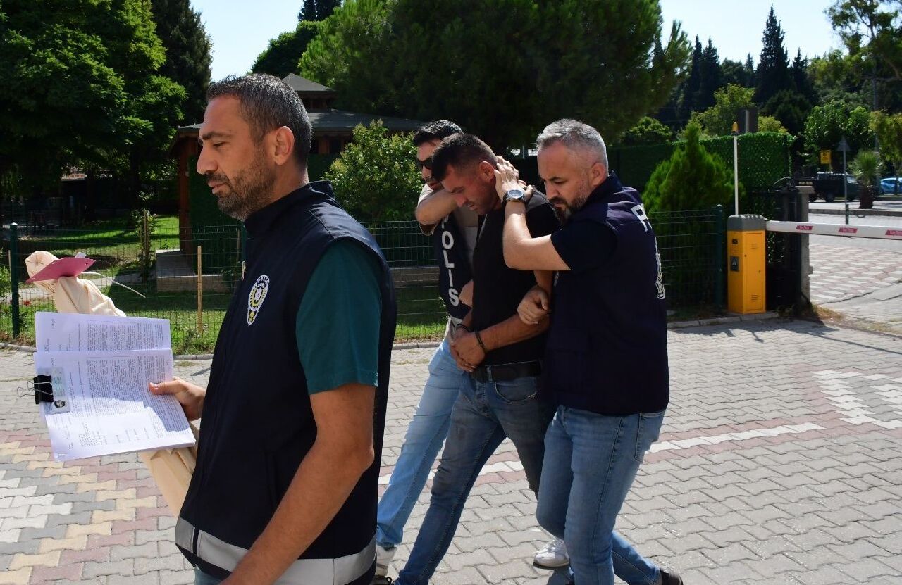 Manisa'da dayak yiyen hamile kadın ilk kez konuştu! Yardım etmediği için eleştirilen adamla ilgili gerçek ortaya çıktı | TGRT Haber