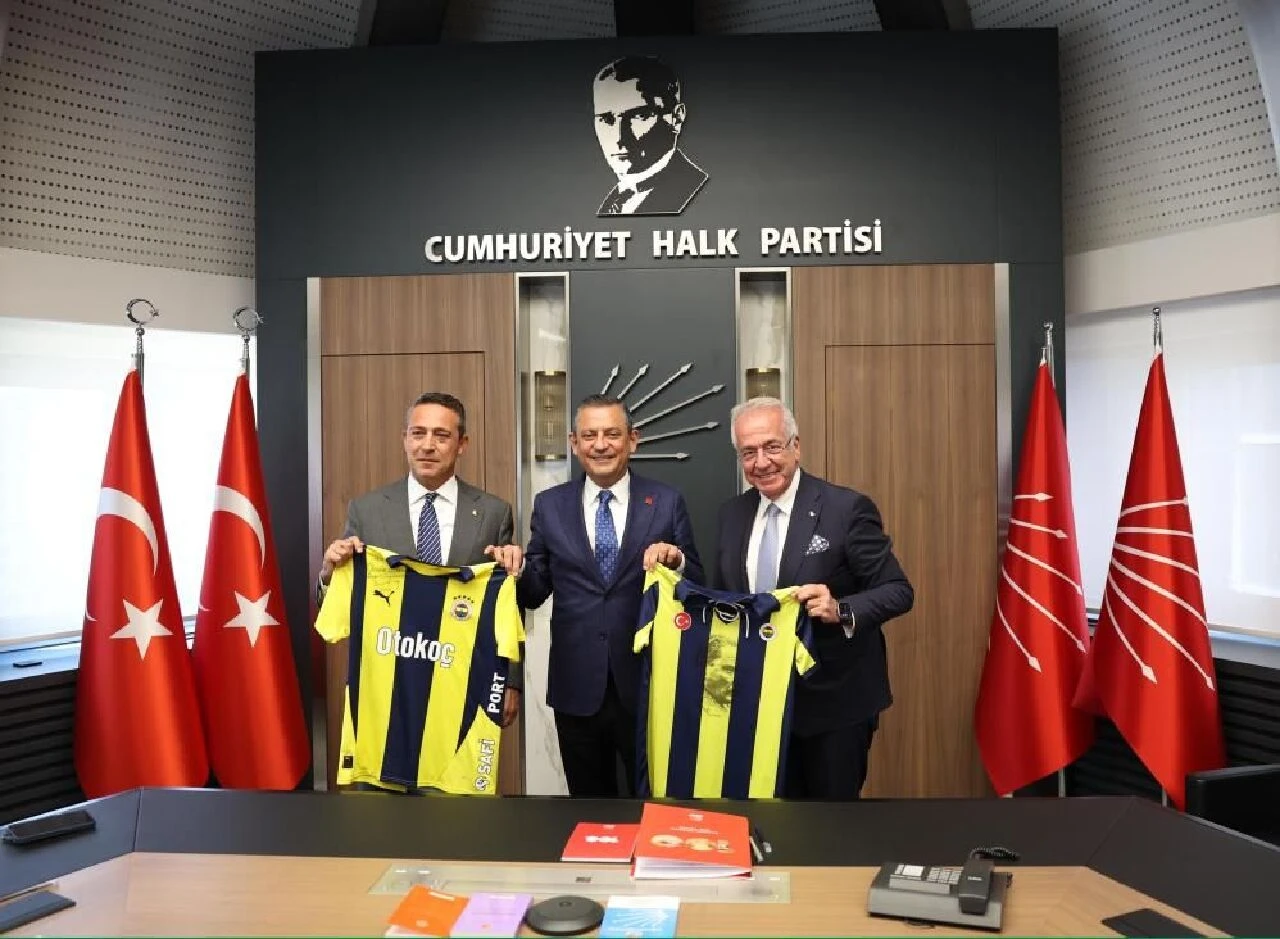 Ali Koç'un Özel ve Bahçeli ziyaretleri gündem olmuştu! Fenerbahçe'den iddialara cevap - 2. Resim