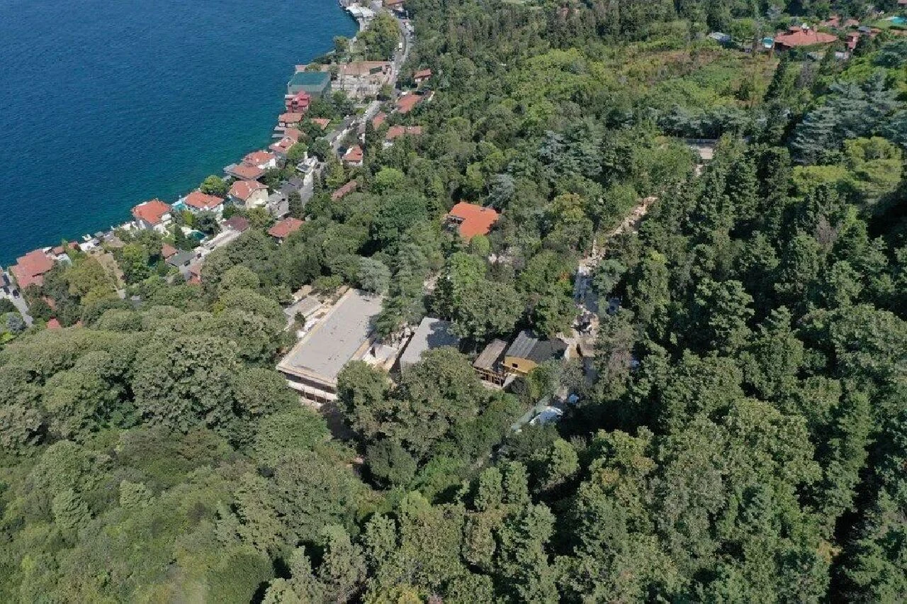 Çivi çakılamaz denilen Boğaz'a kaçak villa skandalı! Bakanlık İBB için harekete geçti