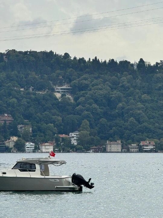 Çivi çakılamaz denilen Boğaz'a kaçak villa skandalı! Bakanlık İBB için harekete geçti