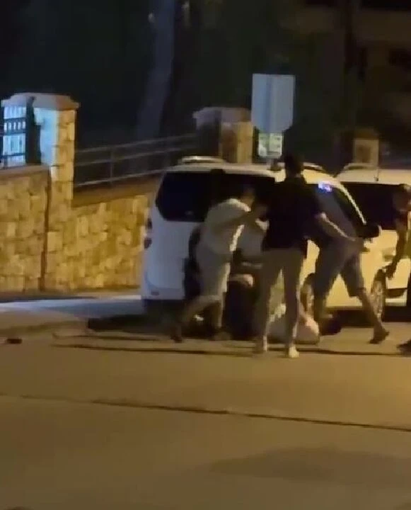 İzne gelen askerin kahreden ölümü! Eğlence mekanı çıkışı ölümüne dayak kamerada - 1. Resim