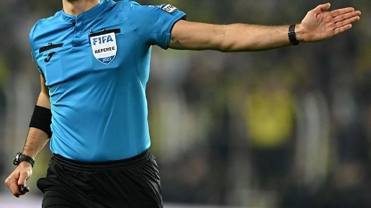 Trabzonspor St. Gallen maçının hakemi Miguel Nogueira karnesi - 1. Resim