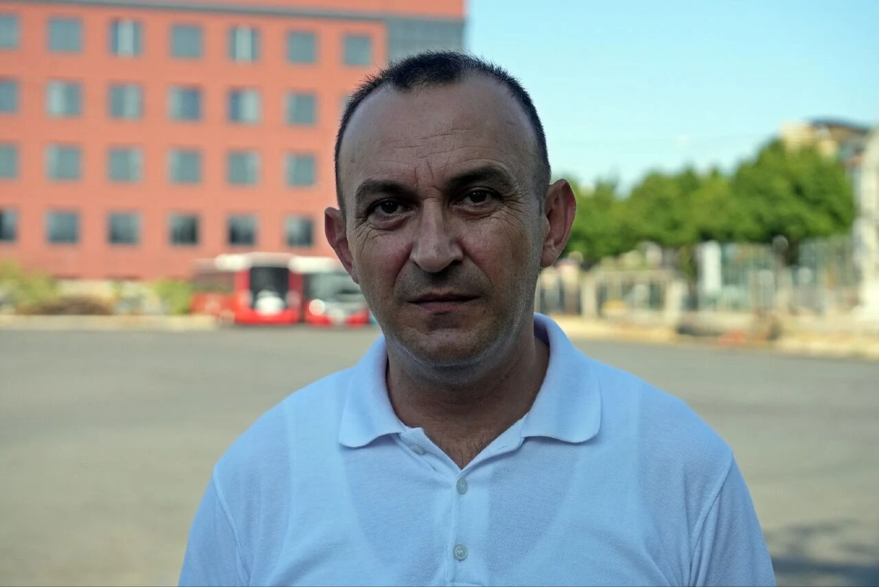 Yaptığı iyilikler başına bela oldu! Google'a 'salak şoför' yazınca ilk o çıkıyor! İsyan etti - 1. Resim