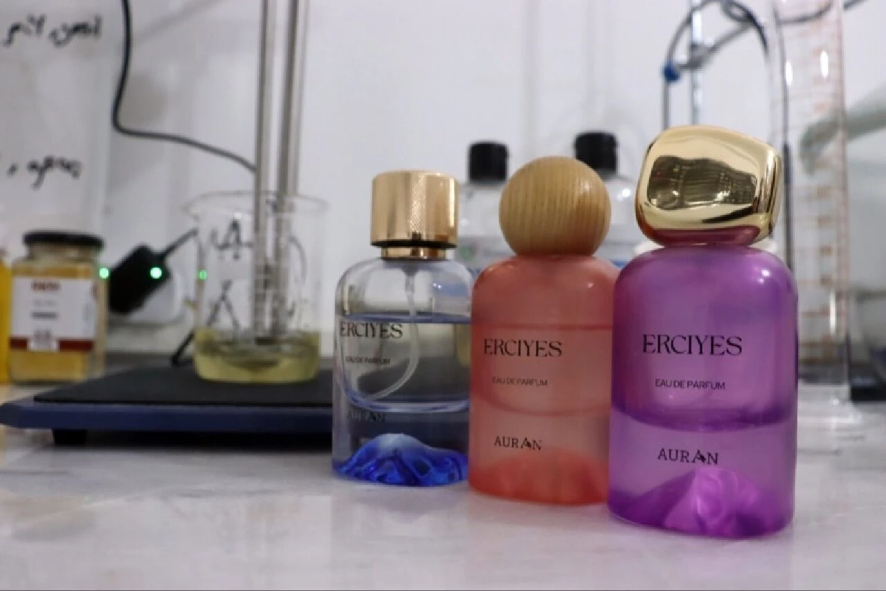 Erciyes kokulu parfüm viral oldu! Kayserili girişimci 45. denemede başardı - 3. Resim