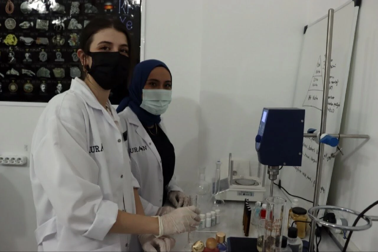 Erciyes kokulu parfüm viral oldu! Kayserili girişimci 45. denemede başardı - 4. Resim